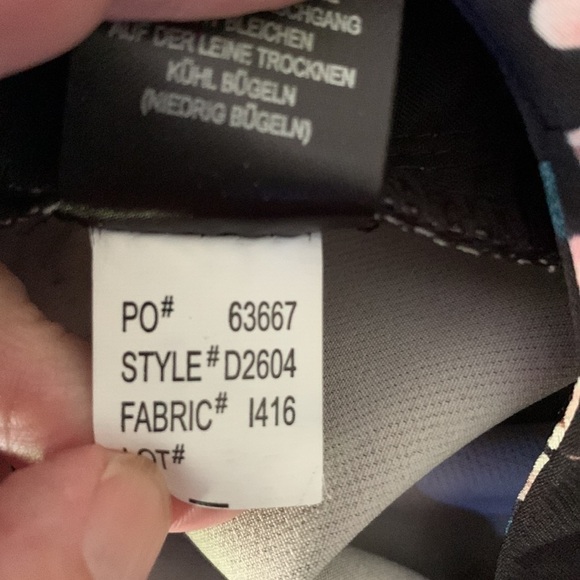 Cynthia Rowley‎ Black Floral Pants - Picture 6 of 6